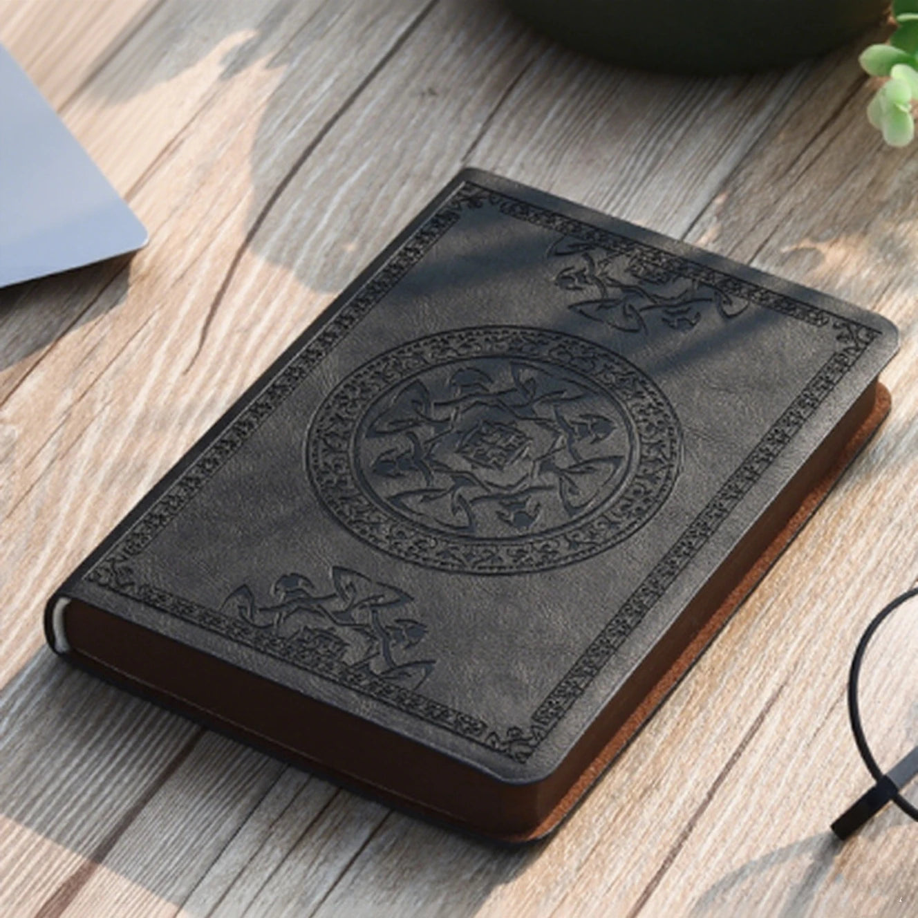 A5 Retro Notebook Book Diary Thickened Creative Hand Ledger Student Notepad Stationery Notebook for Business Office